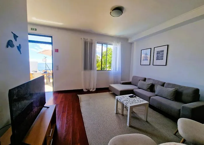 Bay View House By Mth * Funchal (Madeira)